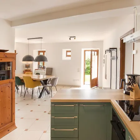 Fuzzys - Un Antico Casale Ristrutturato Villa Malcesine